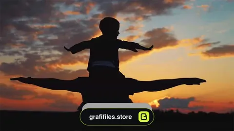فوتیج پدر و پسر در غروب آفتاب Father And Son At Sunset