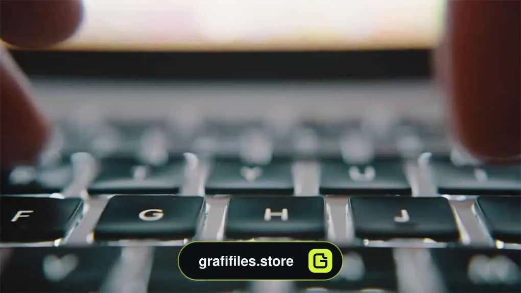 فوتیج تایپ کردن روی کیبورد Typing On Keyboard